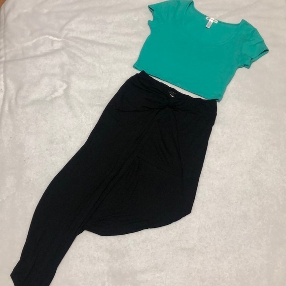 Forever 21 Top & Skirt Set Knit Casual Basic Size M - Picture 2 of 12